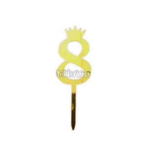 Topper para Torta Dorado N8 Con Corona