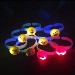 Pulsera Rigida Emoticones (LED)