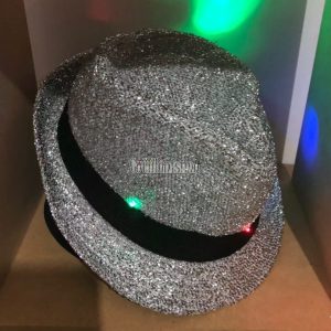 Sombrero Boucle Color Plateado (Led Multicolor)