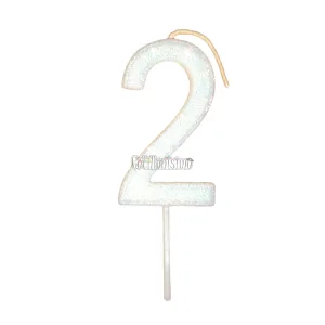 Vela Gibreada Numero 2 Color Blanco 11cm