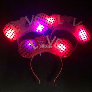 Vincha LOVE con Orejas Lentejuela (LED) - Imagen 2