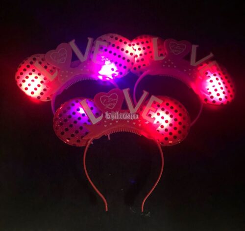 Vincha LOVE con Orejas Lentejuela (LED) - Pack X10 - Imagen 2