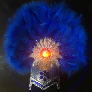 Casco COMPARSA con Plumas Luminosa (LED) Color AZUL